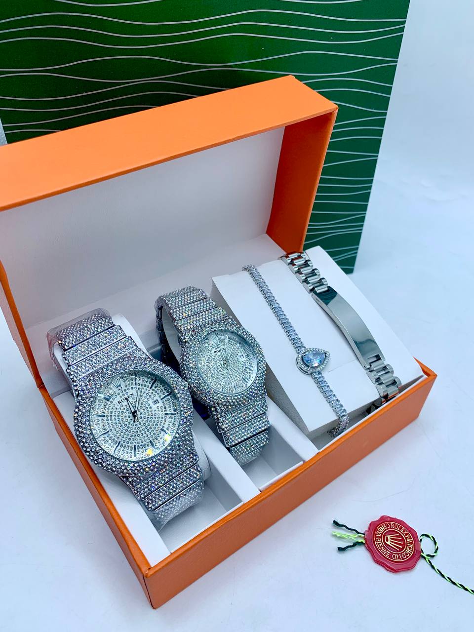 The Golden Power Couple: Full-Pave Rolex Couple Watch Set - Image 3
