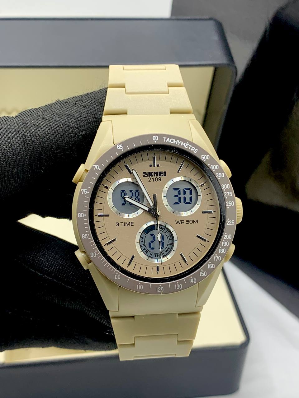 SKMEI digits Watch and Bracelet Set - Image 3